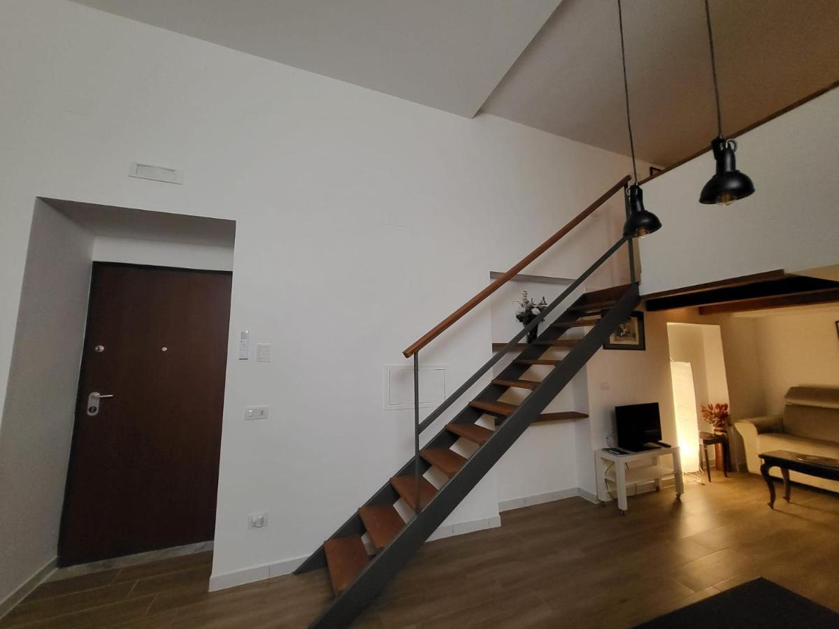 Mi.6 Apartment *